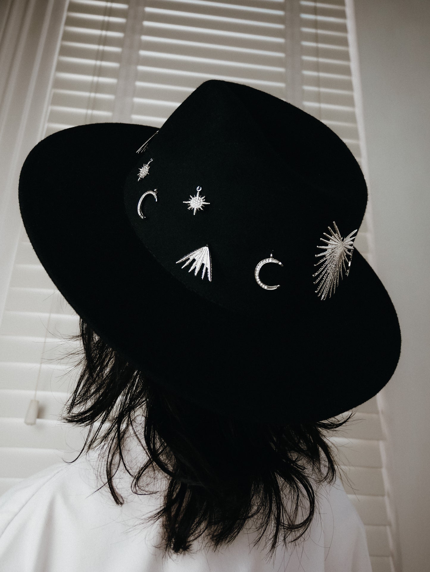 Moon dance silver crystal large brim black fedora hat