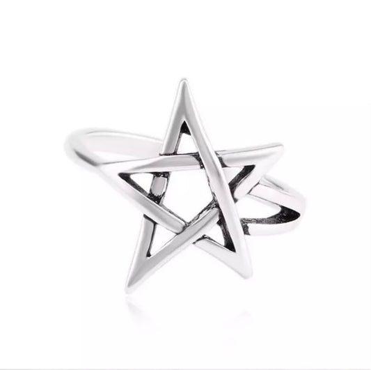 Silver Wiccan pentagram star  ring