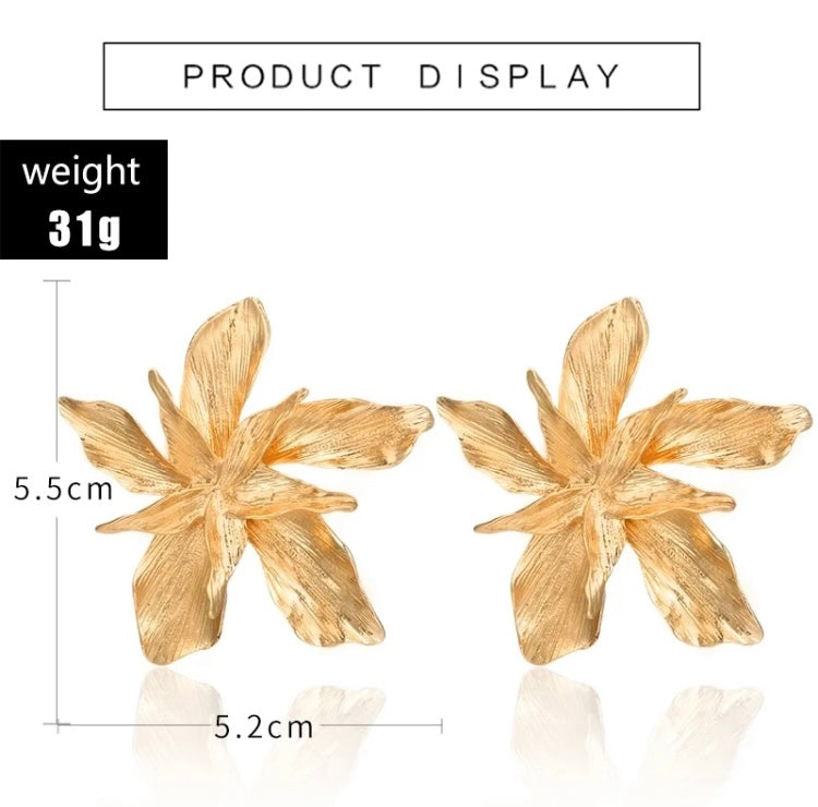 Gold flower bloom earrings