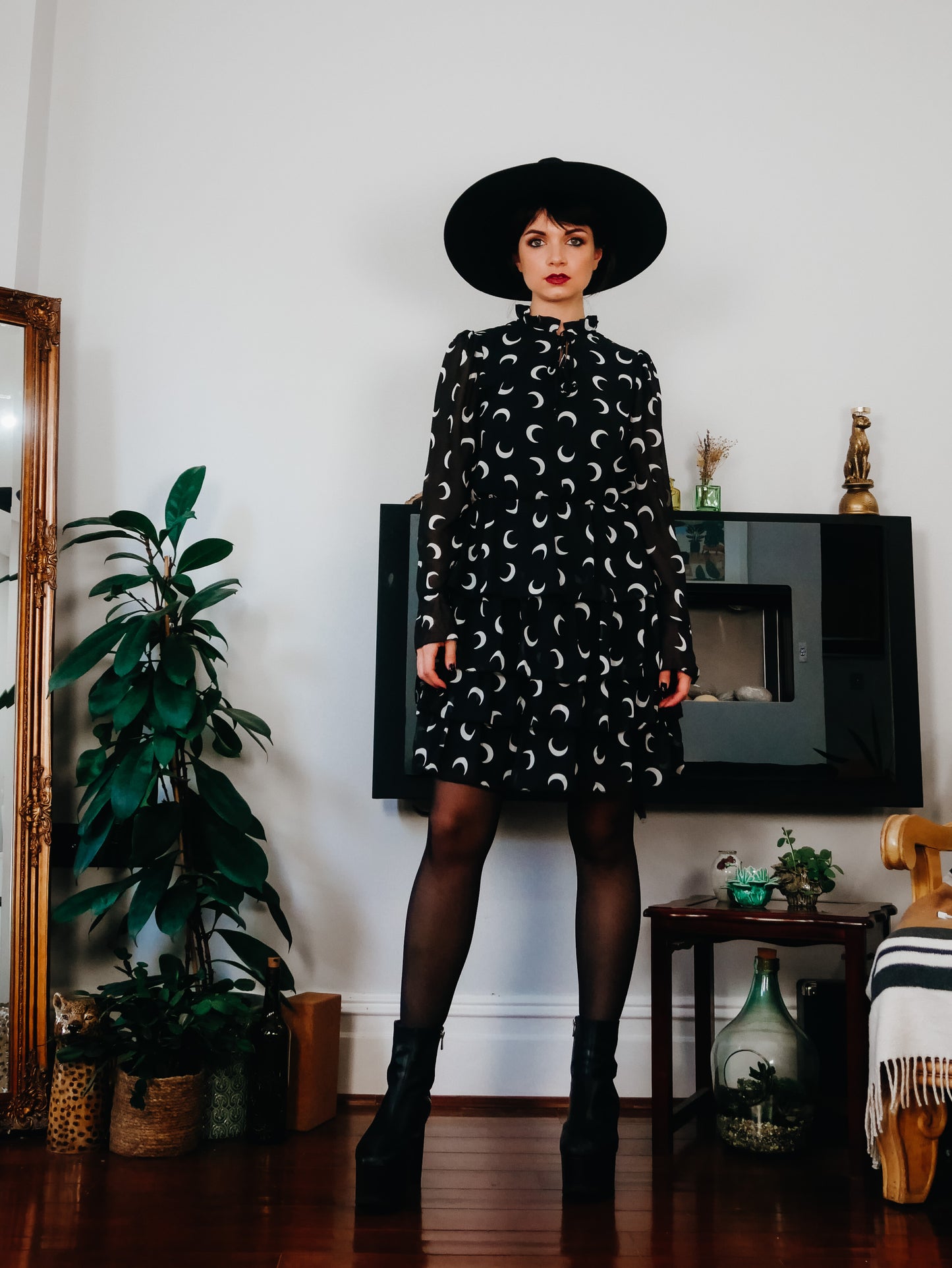 The Moon tinkle tiered long sleeve dress