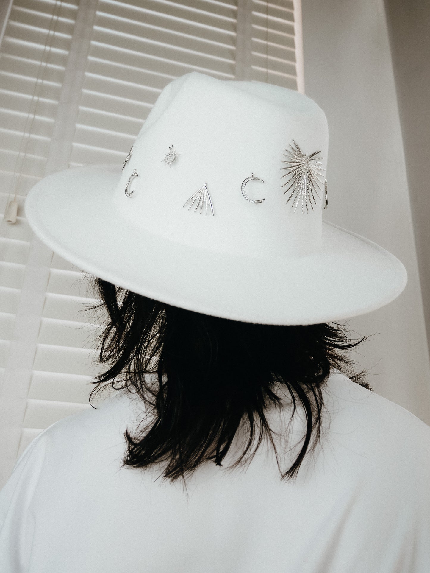 Moon dance silver crystal large brim white fedora hat