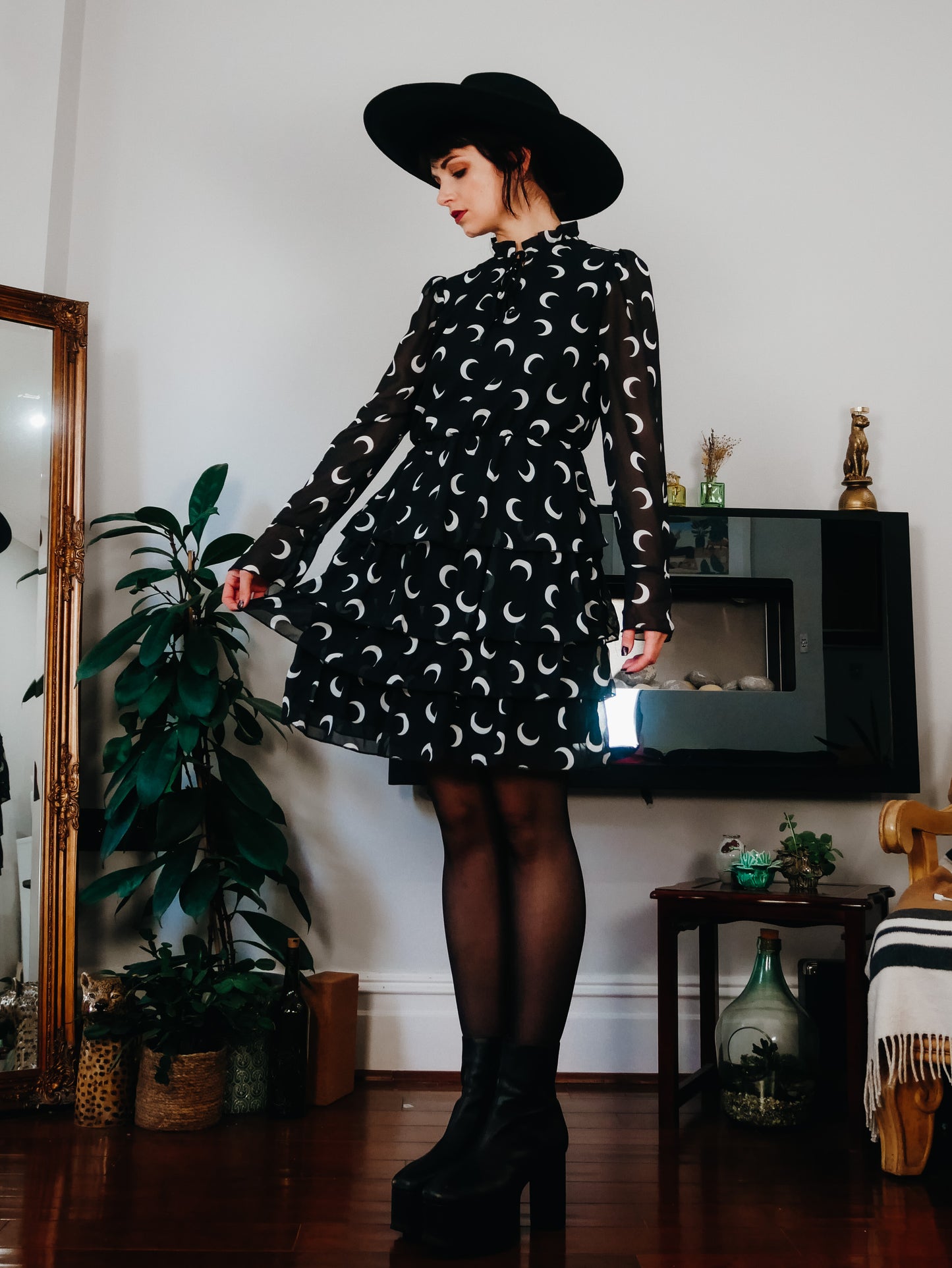 The Moon tinkle tiered long sleeve dress